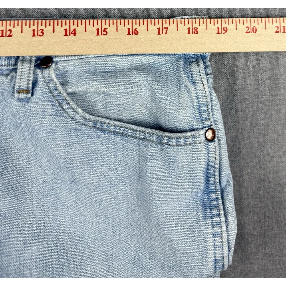 Wrangler Five Star Regular Fit Jeans Mens 38x32 Light Wash 100% Cotton USA